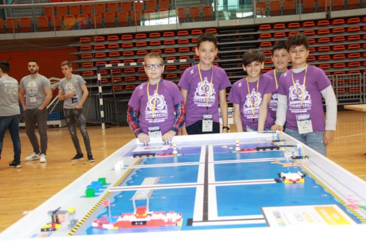 Mašinski fakultet UNZE ugostio 24 ekipe na Državnom prvenstvu u robotici