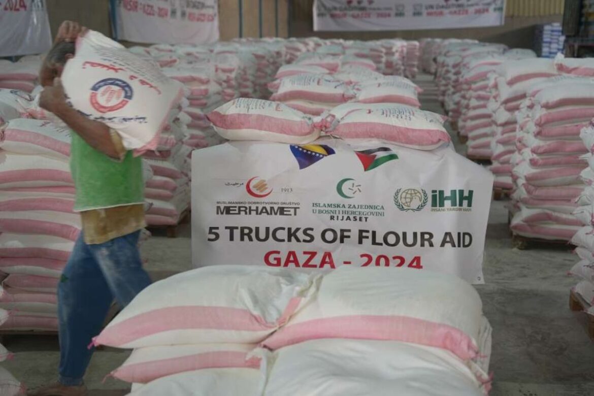 ‘Merhamet’ uputio 100 tona brašna stanovništvu Gaze