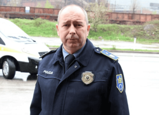 Policajac Adis svakog petka kupi i dostavi voće pacijentima u zeničkoj bolnici