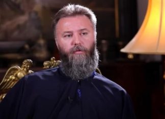 „Brakovi se raspadaju zbog JEDNE muške greške: Otac Predrag otkriva istinu – i žene konačno shvataju sve!“