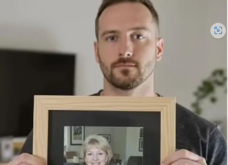 Sin je 3 dana posle smrti majke otvorio njenu fioku i pronašao pismo koje mu je promenilo sudbinu: Sledio se kad je pročitao poruku, ono što je usledilo šokira