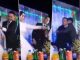 Snimak mladoženje koji fizički nasrće na mladu zgrozio svet: Jedva ga zaustavili da je ne udari, komentari gore (VIDEO)