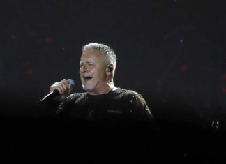 ŠTA SE KRIJE IZA OVOG BROJA? Tompson na koncertu nosio majicu s nizom cifara koji diže buru: 03941158! Značenje je JEZIVO