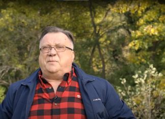 Svi strepe za Halida Bešlića: Menadžer objavio najnovije informacije iz bolnice – jetra mu stvara OGROMNE probleme! POZNATO STANJE HALIDA BEŠLIĆA: Pevač je u bolnici, a njegov menadžer se oglasio: Jetra mu ne fukcioniše kako treba, ovo će potrajati... - featured image