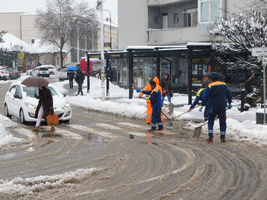 Stiže prvi sneg u Srbiju, vejaće od ovog datuma! Pogledajte gde će se zabeleti, na ovim mestima pašće i do pola metra - featured image