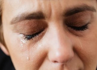 Ovo su tri najgora grijeha: Prate vas cijeli život i obavezno stižu na naplatu prije ili kasnije Ovo su tri najgora grijeha: Prate vas cijeli život i obavezno stižu na naplatu prije ili kasnije - featured image