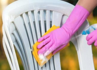 PRLJAVE STOLICE POSTAJU KAO NOVE: Jednostavan trik za bele plastične stolice koji svi hvale! Kako najlakše očistiti bele plastične stolice? Trikovi uz koje će blistati kao da su sada stigle iz fabrike - featured image