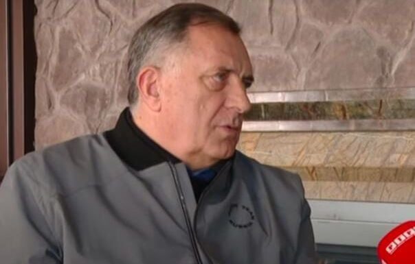 I Dodik se oglasio o odlasku Halida Bešlića: Evo šta je napisao o njemu I Dodik se oglasio o odlasku Halida Bešlića: Evo šta je napisao o njemu - featured image