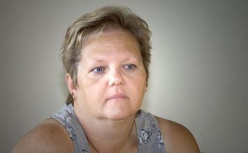 Žena iz Konjević Polja bacila svoju decu, da bi mogla da se preuda: Nakon par godina sina je srela ispred prodavnice i šokirala ga reakcijom Žena iz Konjević Polja bacila svoju decu, da bi mogla da se preuda: Nakon par godina sina je srela ispred prodavnice i šokirala ga reakcijom - featured image