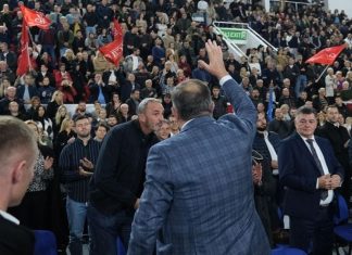 Obratite pažnju na lijevu ruku: Milorad Dodik razotkriven do kraja, napravio je veliku grešku Obratite pažnju na lijevu ruku: Milorad Dodik razotkriven do kraja, napravio je veliku grešku - featured image