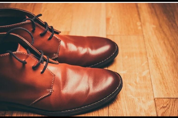 Kažu da broj cipela određuje koliko dugo ćete živjeti! Pogledajte tabelu, rezultat će vas iznenaditi - featured image Kažu da broj cipela određuje koliko dugo ćete živjeti! Pogledajte tabelu, rezultat će vas iznenaditi - featured image