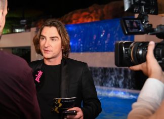 KRENULI OTKAZI! Željko Mitrović održao reč: Njih je prve OTPUSTIO! Sve podelio javno, gore mreže (FOTO) KRENULI OTKAZI! Željko Mitrović održao reč: Njih je prve OTPUSTIO! Sve podelio javno, gore mreže (FOTO) - featured image