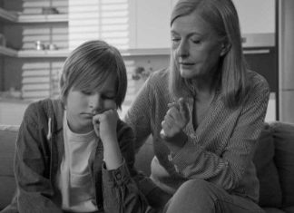 Toksična majka se ponaša ovako: U stanju je da uništi dijete za čitav život, a da toga nije ni svjesna Toksična majka se ponaša ovako: U stanju je da uništi dijete za čitav život, a da toga nije ni svjesna - featured image