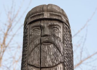 Veliki slovenski horoskop za 2026. godinu: Vukovi rešavaju dugogodišnji problem, Zmijama jedno putovanje menja život, a Pauk… Veliki slovenski horoskop za 2026. godinu: Vukovi rešavaju dugogodišnji problem, Zmijama jedno putovanje menja život, a Pauk... - featured image