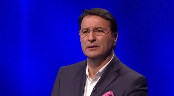 Malo ko zna da je ovo pravo poreklo Jovana Memedovića! Omiljeni voditelj vuče korene iz zemlje bogate istorije, a evo gde je proveo detinjstvo Malo ko zna da je ovo pravo poreklo Jovana Memedovića! Omiljeni voditelj vuče korene iz zemlje bogate istorije, a evo gde je proveo detinjstvo - featured image