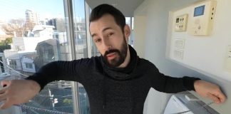 Nema krevet ni nameštaj, kupatilo gleda na ulicu: Kad vidite kako izgleda najmanji stan, više se nećete žaliti na svoju kvadraturu (VIDEO) Nema krevet ni nameštaj, kupatilo gleda na ulicu: Kad vidite kako izgleda najmanji stan, više se nećete žaliti na svoju kvadraturu (VIDEO) - featured image