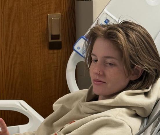 Sa samo 24 godine saznala je da ima rak debelog creva: Sa samo 24 godine saznala je da ima rak debelog creva: