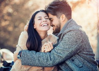 Tri rečenice koje muškarac izgovara samo ako vas ludo voli (br. 3 je čisti dokaz ljubavi) Tri rečenice koje muškarac izgovara samo ako vas ludo voli (br. 3 je čisti dokaz ljubavi) - featured image