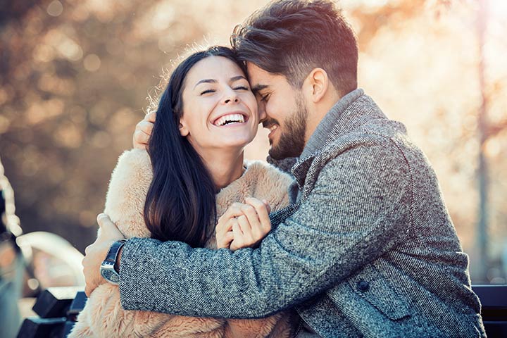 Tri rečenice koje muškarac izgovara samo ako vas ludo voli (br. 3 je čisti dokaz ljubavi) - featured image Tri rečenice koje muškarac izgovara samo ako vas ludo voli (br. 3 je čisti dokaz ljubavi) - featured image