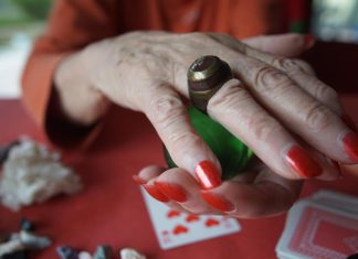 Horoskop za decembar po ciganskim kartama: Za jedan znak će ovo biti ključni mesec sa ogromnim životnim promenama Horoskop za decembar po ciganskim kartama: Za jedan znak će ovo biti ključni mesec sa ogromnim životnim promenama - featured image