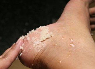 GENIJALAN RECEPT ZA GRUBE RUKE, ISPUCALE PETE, KURJE OČI I KRIVE NOKTE NA NOGAMA: Obavezno zapišite, nećete se pokajati GENIJALAN RECEPT ZA GRUBE RUKE, ISPUCALE PETE, KURJE OČI I KRIVE NOKTE NA NOGAMA: Obavezno zapišite, nećete se pokajati - featured image