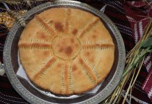 Sutra obavezno umesite Vasilicu: Srpski tradicionalni kolač za Mali Božić nosi jaku simboliku, a ovo je najlakši recept Sutra obavezno umesite Vasilicu: Srpski tradicionalni kolač za Mali Božić nosi jaku simboliku, a ovo je najlakši recept - featured image