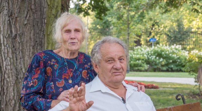 Ovo su 2 najgora poklona koja roditelji daju deci: Zbog toga se u starosti gorko kaju Ovo su 2 najgora poklona koja roditelji daju deci: Zbog toga se u starosti gorko kaju - featured image