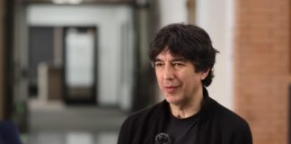 Stručnjak za dugovečnost ovu hranu nikada ne jede: Planira da živi 130 godina, otkrio kojih 5 namirnica skraćuju život Stručnjak za dugovečnost ovu hranu nikada ne jede: Planira da živi 130 godina, otkrio kojih 5 namirnica skraćuju život - featured image