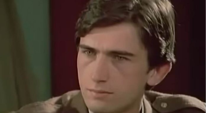 Gde je nestao najfatalniji frajer bivše Juge? Dušan Vojnović je bio miljenik, evo kako izgled u osmoj deceniji Gde je nestao najfatalniji frajer bivše Juge? Dušan Vojnović je bio miljenik, evo kako izgled u osmoj deceniji - featured image
