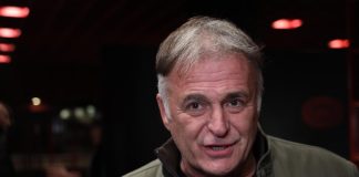 ZAVIRITE NA LUKSUZNO IMANJE BRANISLAVA LEČIĆA NA PERIFERIJI BEOGRADA: Bazen, kamin, kožna garnitura – Evo koliko naplaćuje dan u ovom raju na zemlji (FOTO) ZAVIRITE NA LUKSUZNO IMANJE BRANISLAVA LEČIĆA NA PERIFERIJI BEOGRADA: Bazen, kamin, kožna garnitura - Evo koliko naplaćuje dan u ovom raju na zemlji (FOTO) - featured image