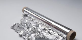 Dve kašike sirćeta na aluminijumsku foliju čine čuda, kad vidite čemu služe odmah ćete otrčati u kuhinju Dve kašike sirćeta na aluminijumsku foliju čine čuda, kad vidite čemu služe odmah ćete otrčati u kuhinju - featured image