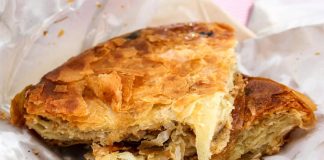 Turkinja pokazala kako napraviti burek u tiganju za samo 15 minuta: Ukusniji je od onog iz pekare Turkinja pokazala kako napraviti burek u tiganju za samo 15 minuta: Ukusniji je od onog iz pekare - featured image