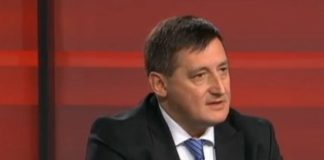 DOKTOR SA DEDINJA DIGAO UZBUNU! Sve više Srba pati od ovoga, ali ĆUTE – prepoznajte SIMPTOME na vreme, nije naivno DOKTOR SA DEDINJA DIGAO UZBUNU! Sve više Srba pati od ovoga, ali ĆUTE - prepoznajte SIMPTOME na vreme, nije naivno - featured image