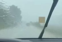 Snažno nevreme pogodilo ovaj deo Srbije, PROVALA OBLAKA PARALISALA SAOBRAĆAJ: Ne vidi se PRST PRED OKOM! (VIDEO) Snažno nevreme pogodilo ovaj deo Srbije, PROVALA OBLAKA PARALISALA SAOBRAĆAJ: Ne vidi se PRST PRED OKOM! (VIDEO) - featured image