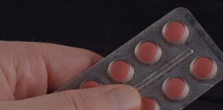 Ako pijete lijekove za srce ili pritisak, ovu voćku nikako ne smijete jesti – terapija može postati otrov Ako pijete lijekove za srce ili pritisak, ovu voćku nikako ne smijete jesti – terapija može postati otrov - featured image
