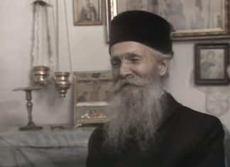 Saveti oca Tadeja za umirenje tuge i anksioznosti: Molitva koja je mudrom monahu spasla razum Saveti oca Tadeja za umirenje tuge i anksioznosti: Molitva koja je mudrom monahu spasla razum - featured image