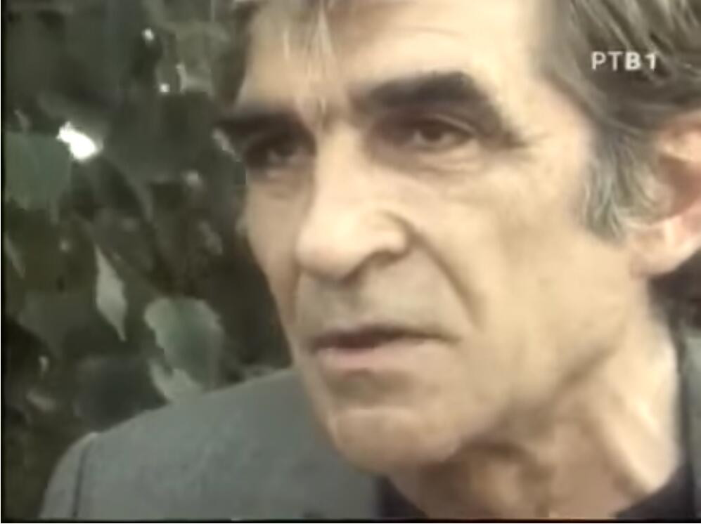 Mika Antić nas je sa 1 rečenicom naučio kako da uvek i u svakoj situaciji ostanemo verni sebi: Samo ovako nikad nećemo izgubiti svoje Mika Antić nas je sa 1 rečenicom naučio kako da uvek i u svakoj situaciji ostanemo verni sebi: Samo ovako nikad nećemo izgubiti svoje