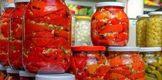 Kako se pravi peckana paprika? Zimnica koju svi obožavaju, a priprema je nikad jednostavnija Kako se pravi peckana paprika? Zimnica koju svi obožavaju, a priprema je nikad jednostavnija - featured image