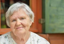 5 mesta na telu koja izazivaju miris starosti nakon 60. godine: Treba ih prati svaki dan 5 mesta na telu koja izazivaju miris starosti nakon 60. godine: Treba ih prati svaki dan - featured image