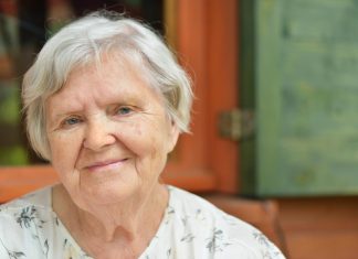 5 mesta na telu koja izazivaju miris starosti nakon 60. godine: Treba ih prati svaki dan 5 mesta na telu koja izazivaju miris starosti nakon 60. godine: Treba ih prati svaki dan - featured image