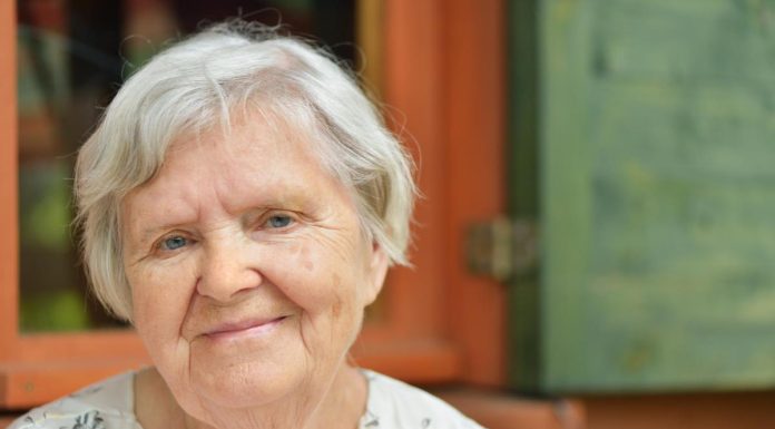5 mesta na telu koja izazivaju miris starosti nakon 60. godine: Treba ih prati svaki dan 5 mesta na telu koja izazivaju miris starosti nakon 60. godine: Treba ih prati svaki dan - featured image