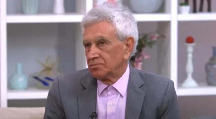 “NE PAMTIM KAD SAM IMAO PREHLADU, VERUJTE!” Dr Momčilo Matić otkriva šta svako jutro PIJE ZA JAK IMUNITET "NE PAMTIM KAD SAM IMAO PREHLADU, VERUJTE!" Dr Momčilo Matić otkriva šta svako jutro PIJE ZA JAK IMUNITET - featured image